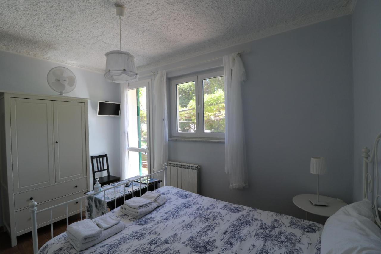 Ca De Pria Bed & Breakfast Казарца Лигуре Екстериор снимка