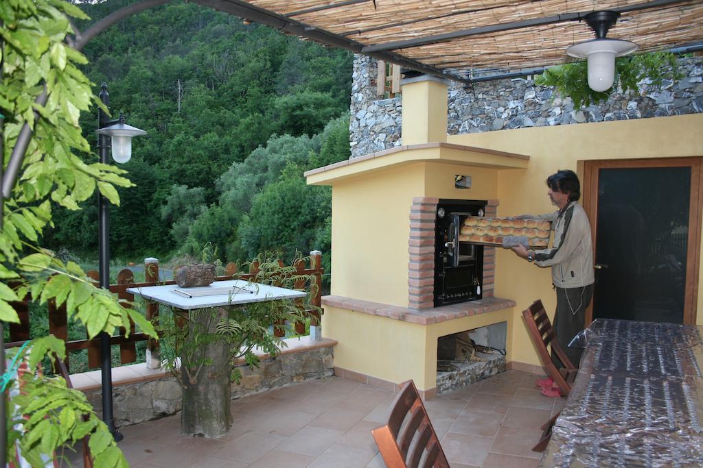 Ca De Pria Bed & Breakfast Казарца Лигуре Екстериор снимка