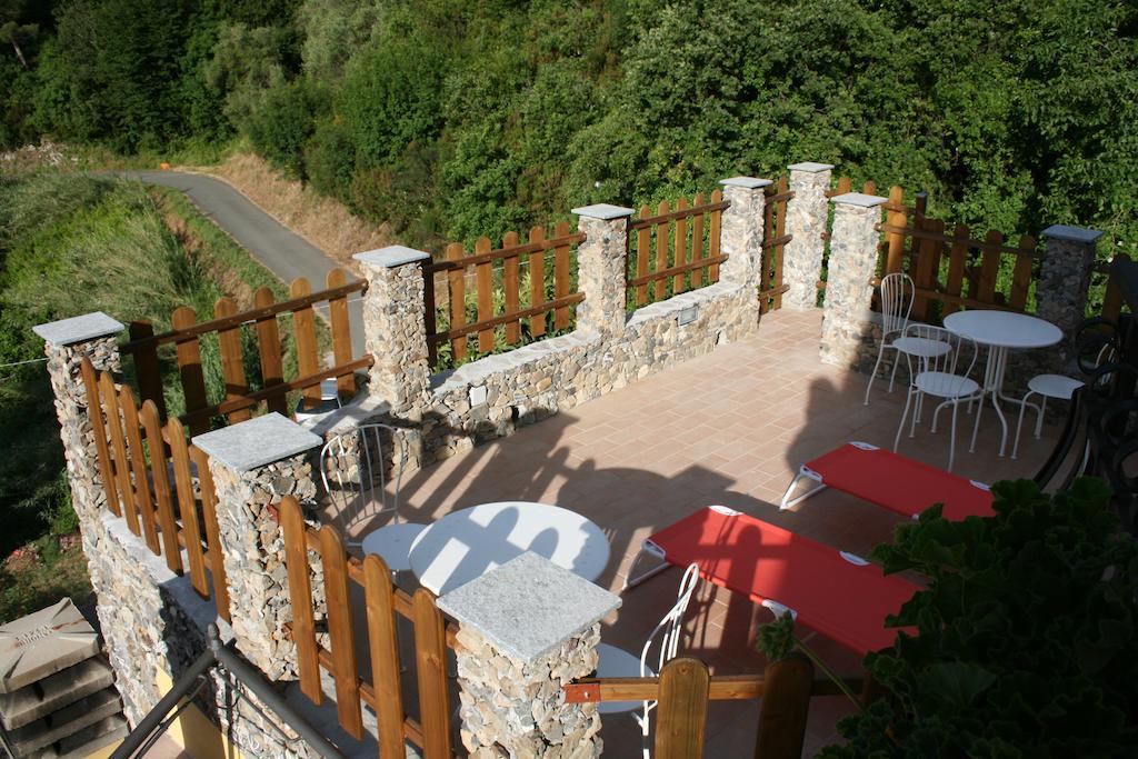 Ca De Pria Bed & Breakfast Казарца Лигуре Екстериор снимка