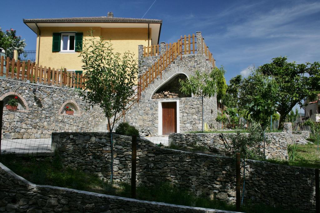 Ca De Pria Bed & Breakfast Казарца Лигуре Екстериор снимка